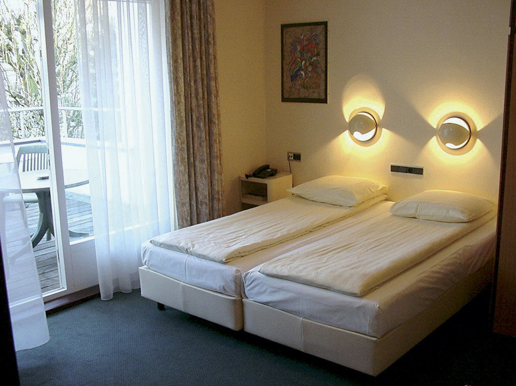 Hotel The Neighbour'S Magnolia Amsterdam Oda fotoğraf